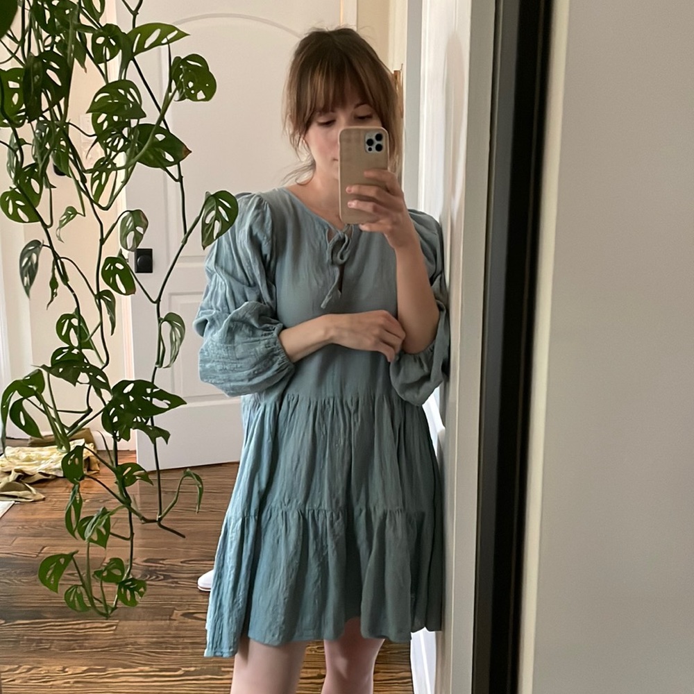 Little Lies sage / light turquoise mini tiered dress XS EUC